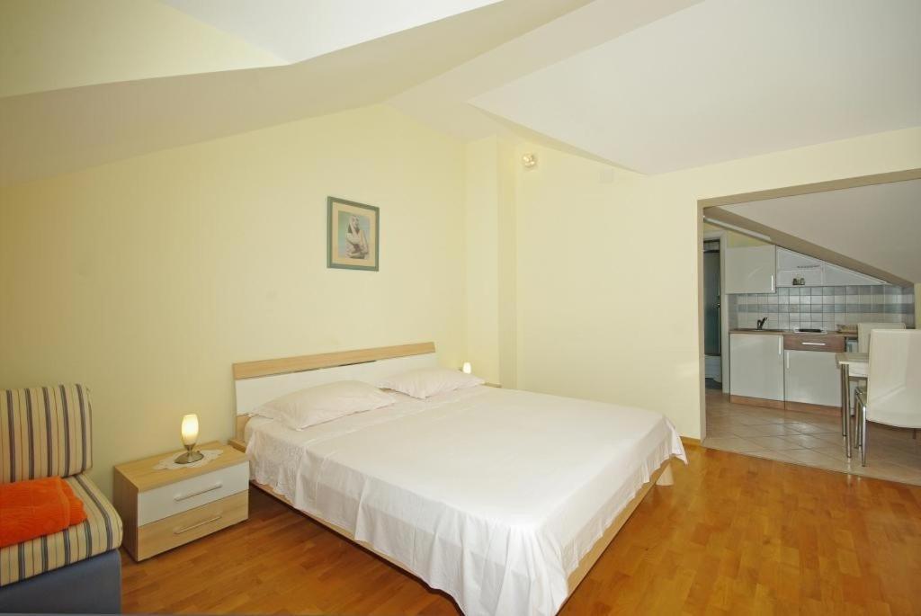 Apartments Villa Rose Sumartin Zewnętrze zdjęcie