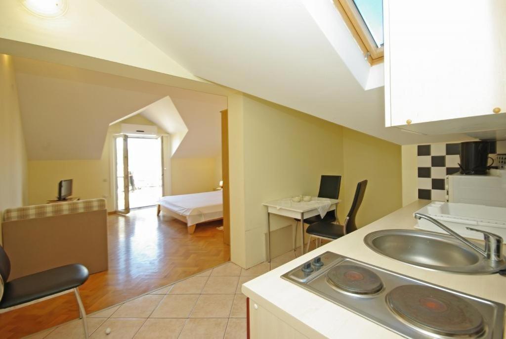 Apartments Villa Rose Sumartin Zewnętrze zdjęcie