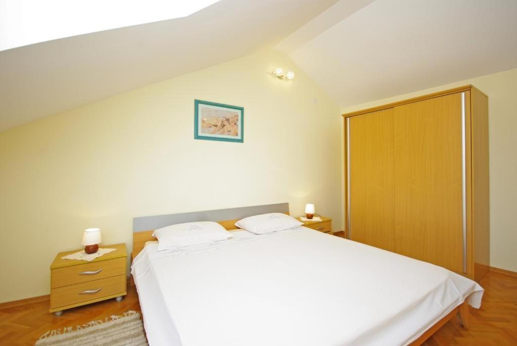 Apartments Villa Rose Sumartin Zewnętrze zdjęcie